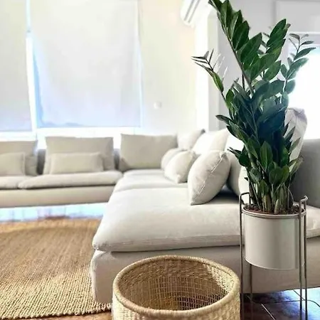 Linear Flat - Center - Private Parking * La Canée