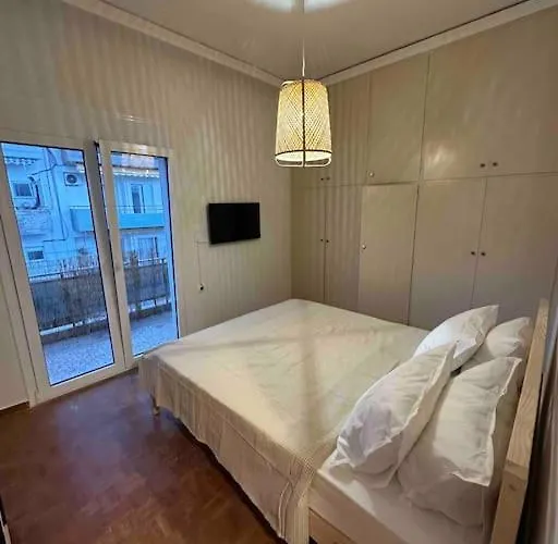 Linear Flat - Center - Private Parking Appartement La Canée