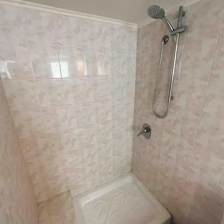Apartment Linear Flat - Center - Private Parking *