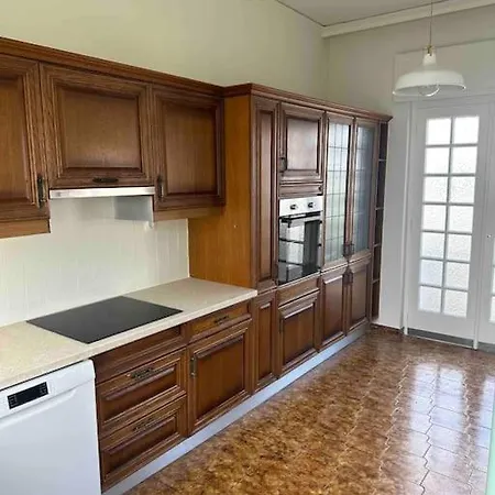 Linear Flat - Center - Private Parking Apartment Chania (Crete)