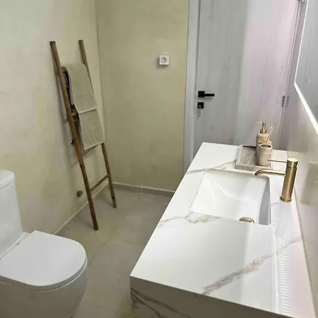 Linear Flat - Center - Private Parking Appartamento La Canea