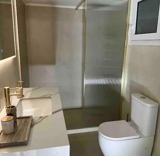 Linear Flat - Center - Private Parking Apartman *