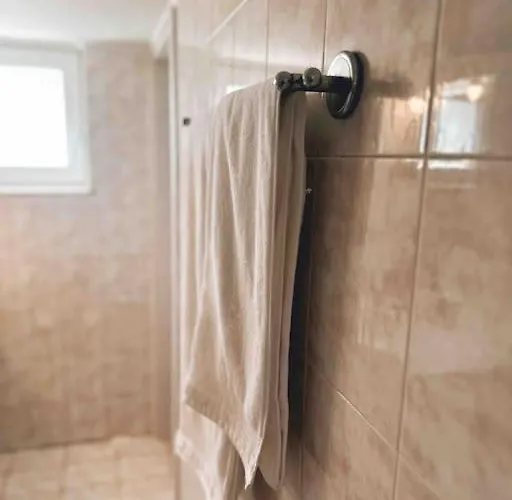 Linear Flat - Center - Private Parking Apartman Hriszí Aktí Haniá